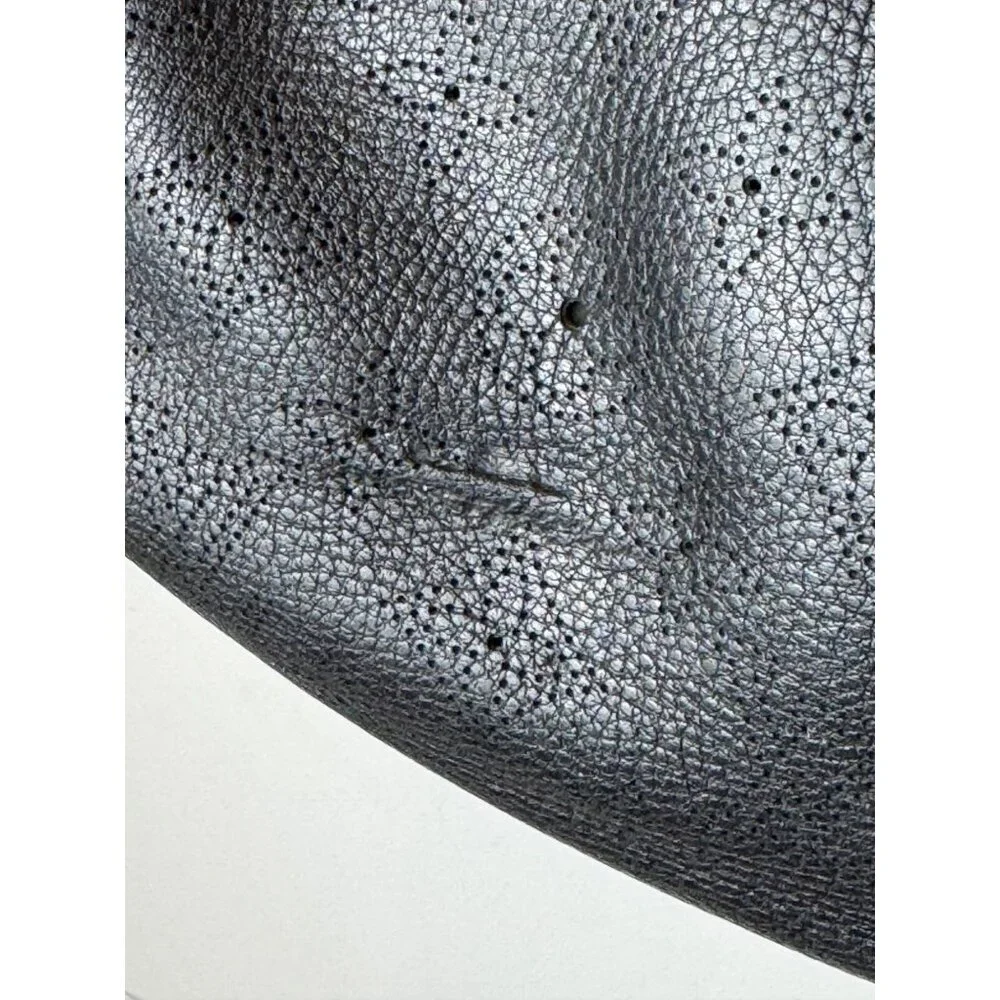 Louis Vuitton Purse Noir Black Leather‎ Monogram Mahina Shoulder Bag Luxury Hobo